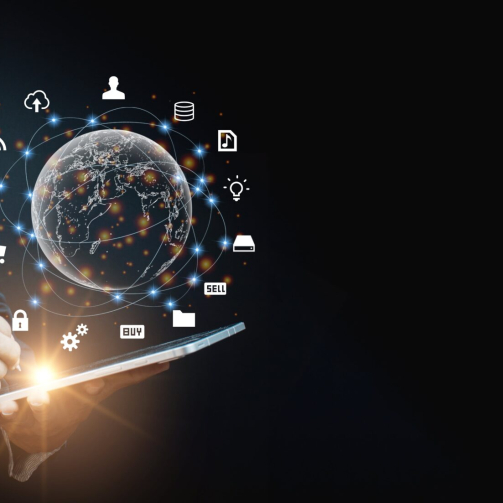 vecteezy_businessmen-using-mobile-phones-mars-global-internet_7252492-min